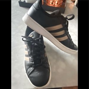 Adidas cloud foam sneakers